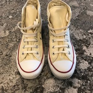 Chuck Taylor- off white